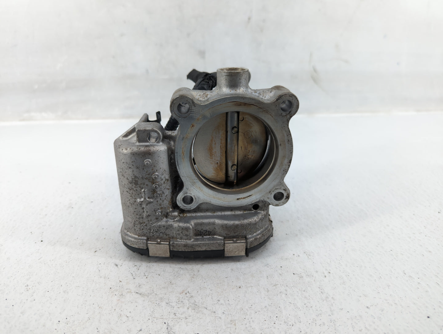 2017-2020 Lincoln Mkz Throttle Body P/N:DS7E-9F991-BB Fits Fits 2014 2015 2016 2017 2018 2019 2020 2021 2022 OEM Used Auto P