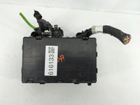 2017-2020 Lincoln Mkz Fusebox Fuse Box Panel Relay Module P/N:HG9T-14D068BC_01 Fits Fits 2017 2018 2019 2020 OEM Used Auto P