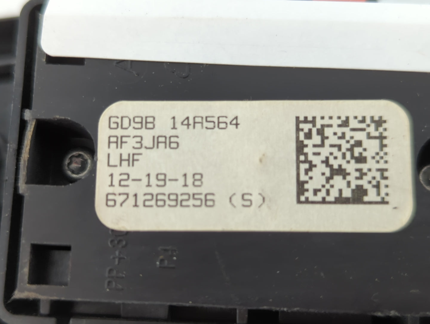 2013-2020 Lincoln Mkz Master Power Window Switch Replacement Driver Side Left P/N:671269256 GD9B 14A564 Fits OEM Used Auto P