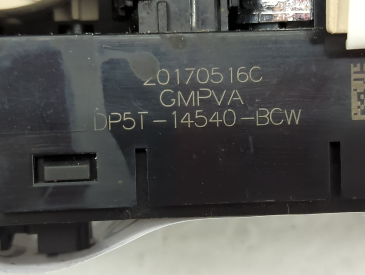 2015-2020 Lincoln Mkz Master Power Window Switch Replacement Driver Side Left P/N:<0170516C DP5T-14540-BCW Fits OEM Used Aut