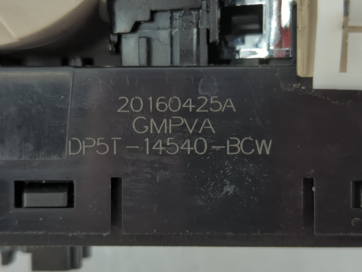 2015-2020 Lincoln Mkz Master Power Window Switch Replacement Driver Side Left P/N:DP5T-14540-BCW Fits OEM Used Auto Parts - 