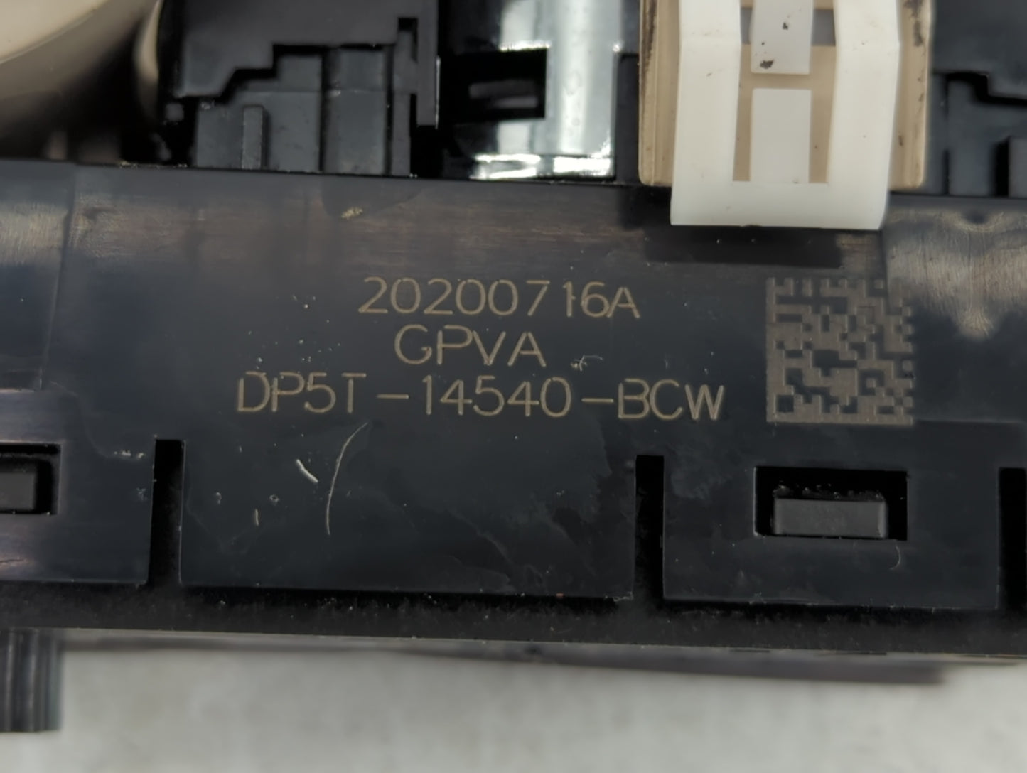 2015-2020 Lincoln Mkz Master Power Window Switch Replacement Driver Side Left P/N:20200716A DP5T-14540-BCW Fits OEM Used Aut