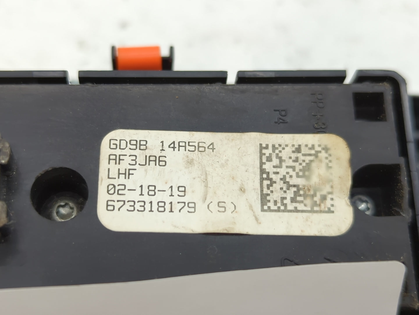 2013-2020 Lincoln Mkz Master Power Window Switch Replacement Driver Side Left P/N:673318179 GD9B 14A564 Fits OEM Used Auto P
