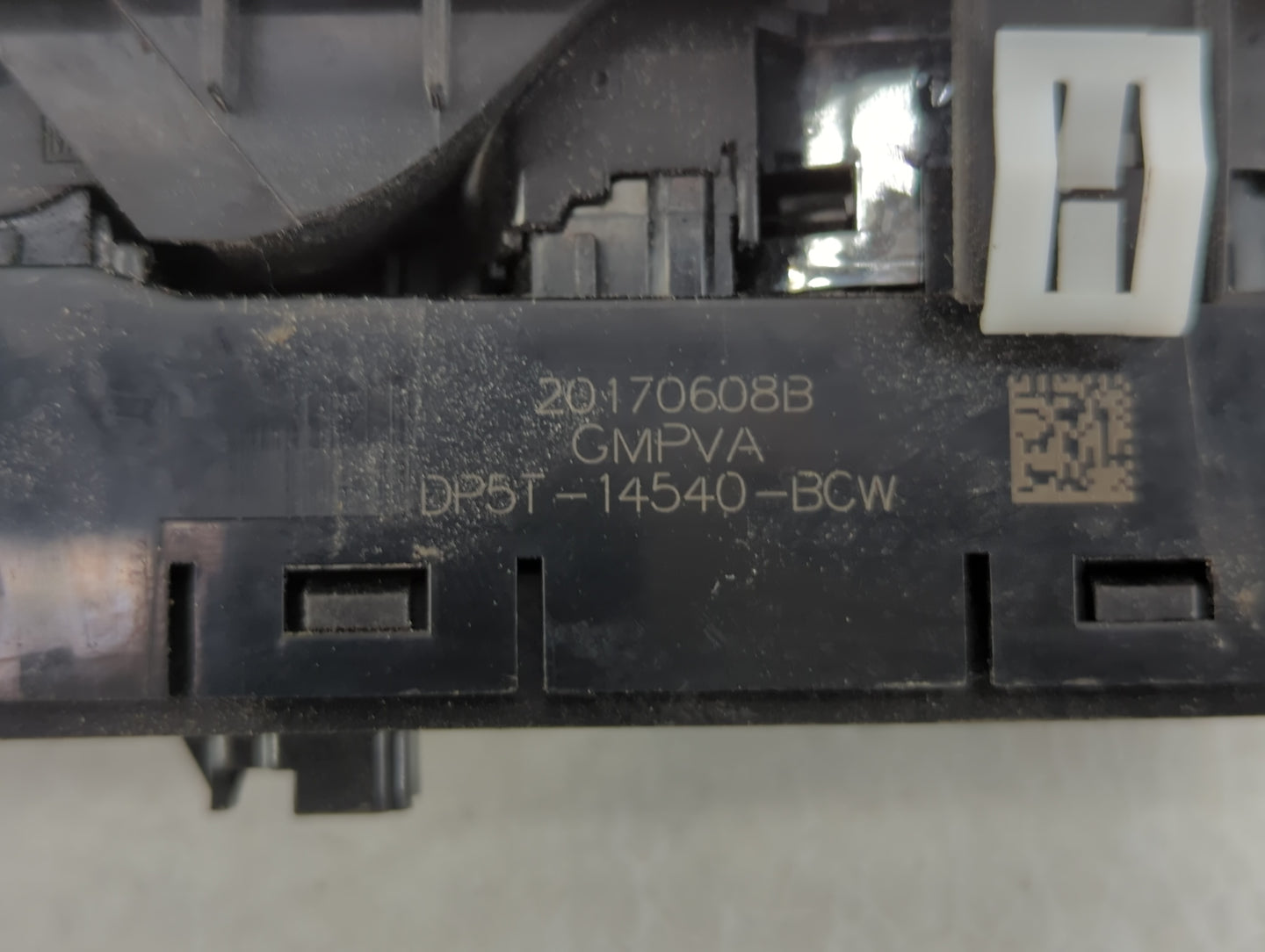2017-2020 Lincoln Mkz Master Power Window Switch Replacement Driver Side Left P/N:dp5t-14540-BCW Fits Fits 2017 2018 2019 20