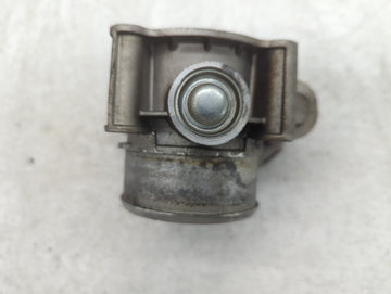 2017-2020 Lincoln Mkz Throttle Body P/N:GB8E 9F991 BB GB8E 9F991 BC Fits Fits 2015 2016 2017 2018 2019 2020 OEM Used Auto Parts
