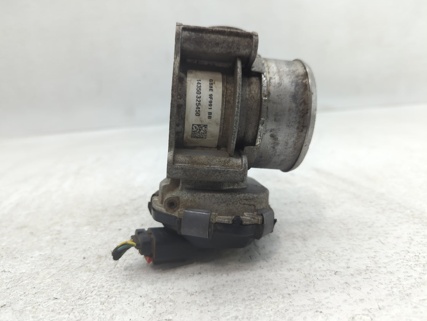 2017-2020 Lincoln Mkz Throttle Body P/N:GB8E 9F991 BB GB8E 9F991 BC Fits Fits 2015 2016 2017 2018 2019 2020 OEM Used Auto Pa