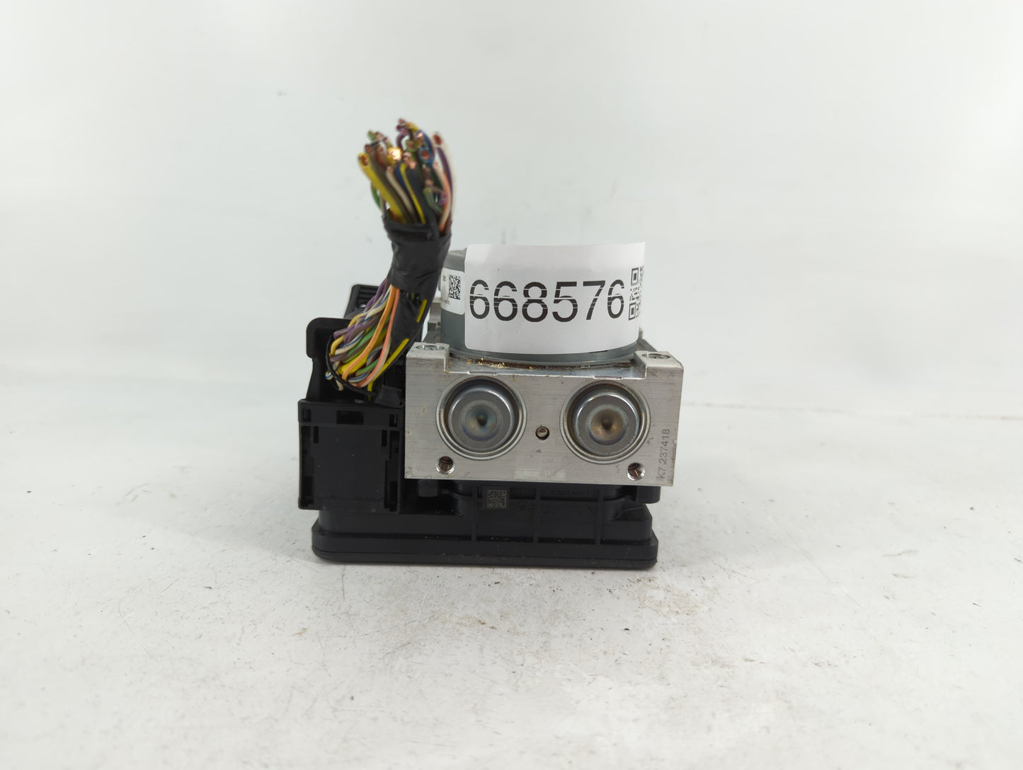 2017-2018 Lincoln Mkz ABS Pump Control Module Replacement P/N:HG9C-2B373-AH Fits Fits 2017 2018 OEM Used Auto Parts - Oemuse