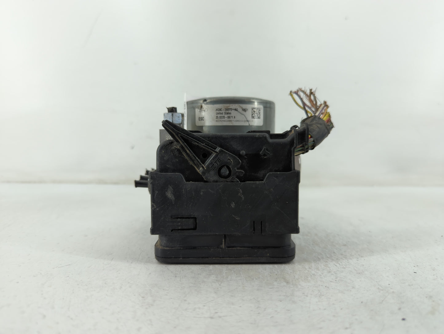 2017-2018 Lincoln Mkz ABS Pump Control Module Replacement P/N:HG9C-2B373-AG Fits Fits 2017 2018 OEM Used Auto Parts - Oemuse