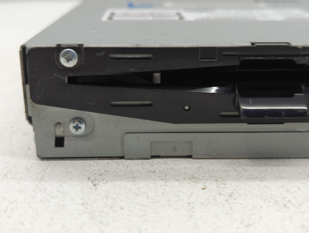 2017-2020 Lincoln Mkz Am Fm Cd Player Radio Receiver 690334 - Oemusedautoparts1.com