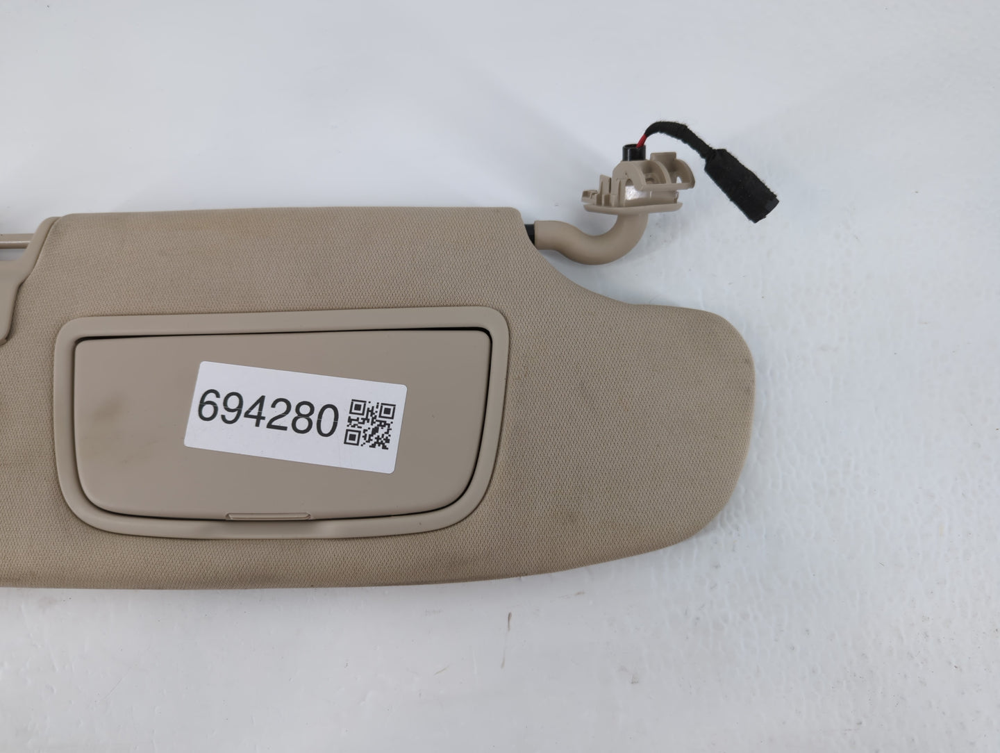 2017 Lincoln Mkz Sun Visor Shade Replacement Driver Left Mirror Fits Fits 2016 2018 2019 OEM Used Auto Parts - Oemusedautopa