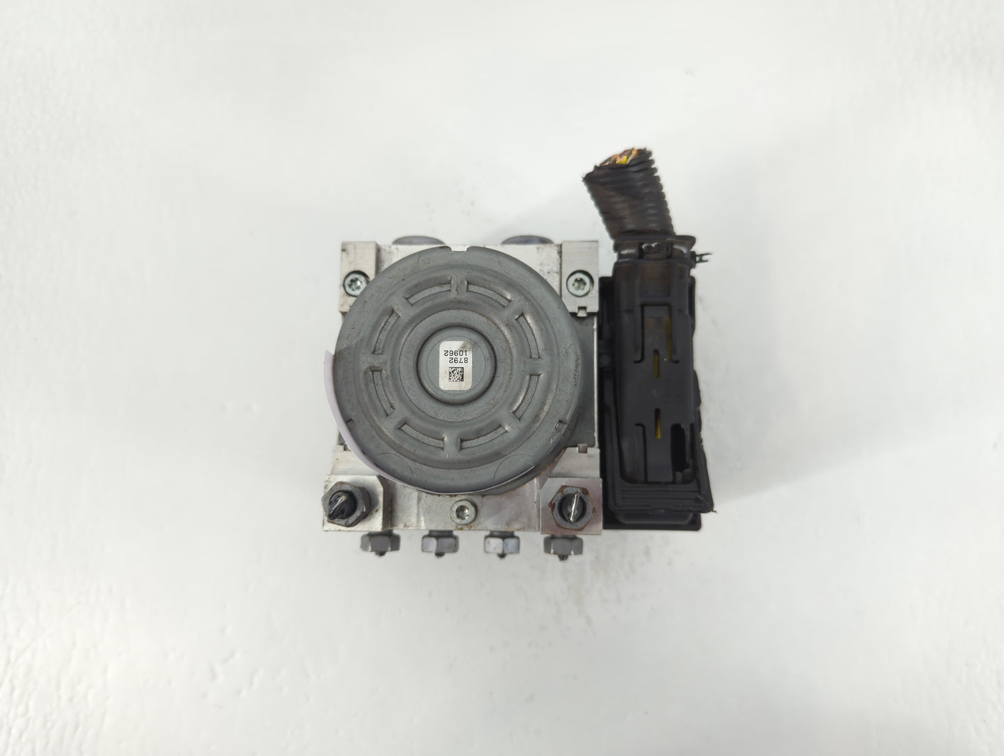 2017-2018 Lincoln Mkz ABS Pump Control Module Replacement P/N:HG9C-2B373-AG Fits Fits 2017 2018 OEM Used Auto Parts - Oemuse