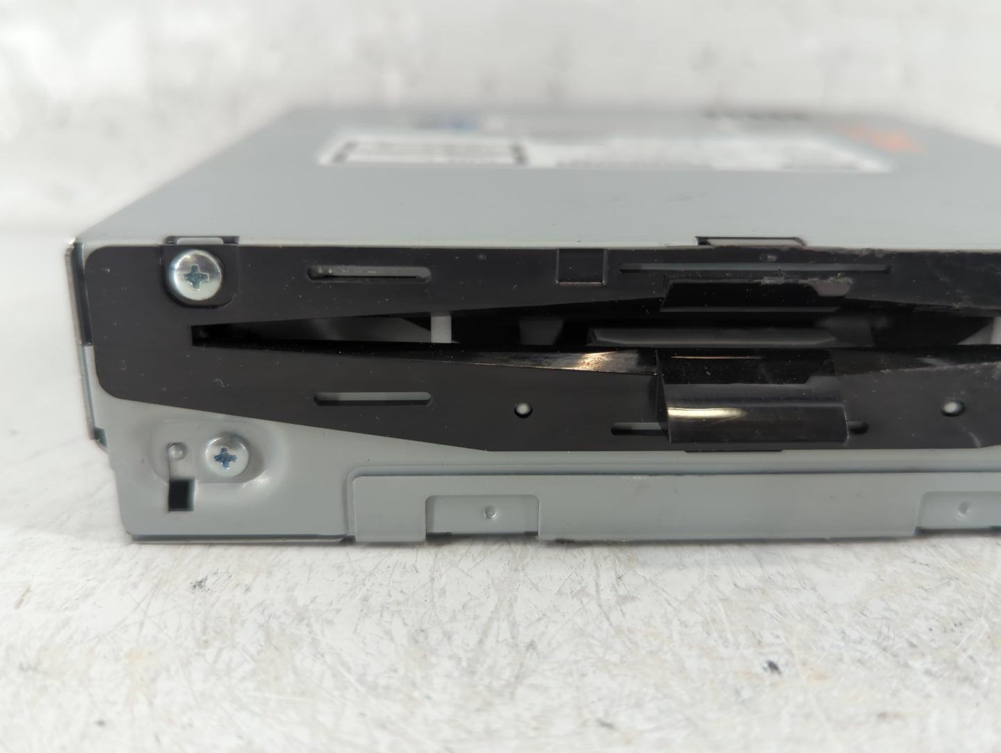 2017 Lincoln Mkz Radio AM FM Cd Player Receiver Replacement P/N:HP5T-18C830-AC Fits OEM Used Auto Parts - Oemusedautoparts1.
