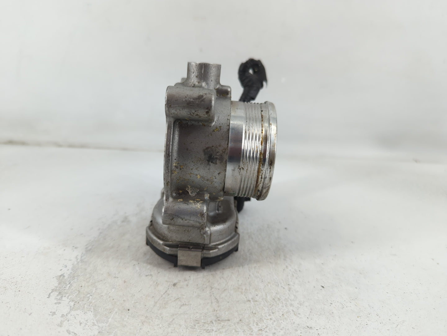 2017-2020 Lincoln Mkz Throttle Body P/N:DS7E-9F991-BB Fits Fits 2014 2015 2016 2017 2018 2019 2020 2021 2022 OEM Used Auto P