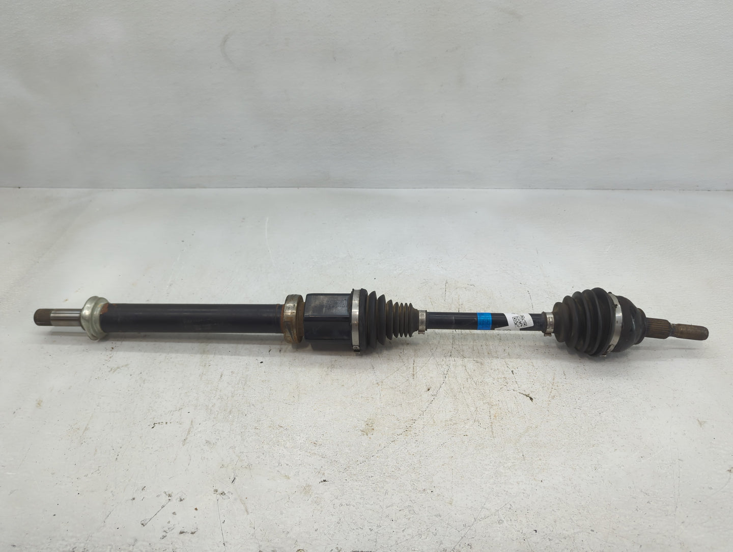 2017-2020 Lincoln Mkz Axle Shaft Front Driver Cv C/v - Oemusedautoparts1.com