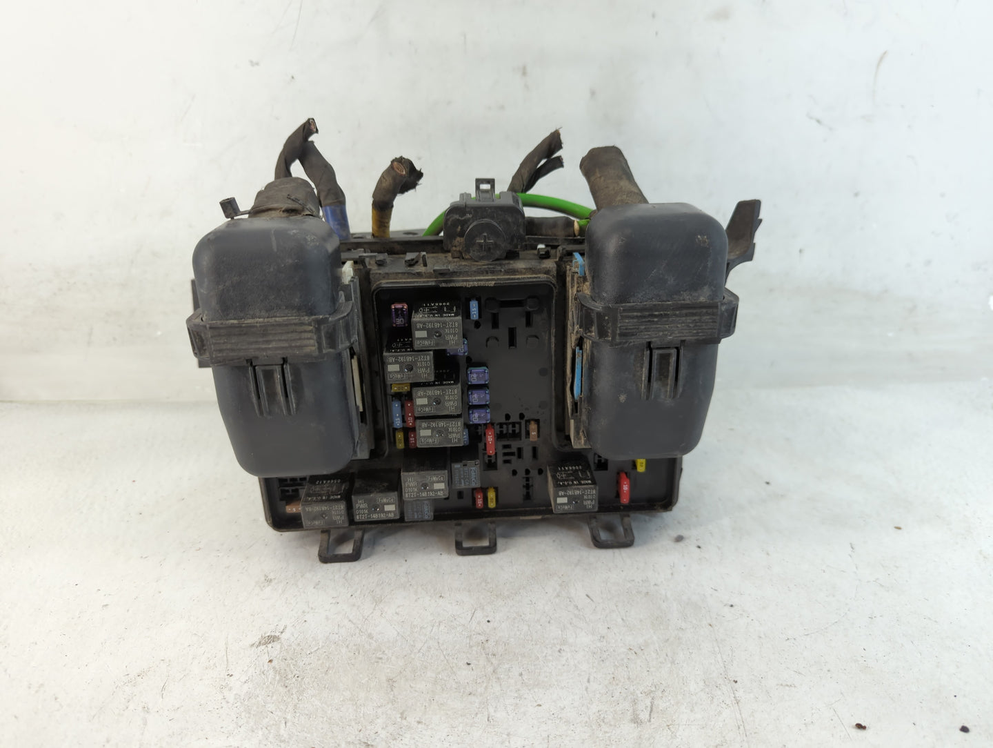 2017-2020 Lincoln Mkz Fusebox Fuse Box Panel Relay Module P/N:G2GT14A075AA Fits Fits 2017 2018 2019 2020 OEM Used Auto Parts