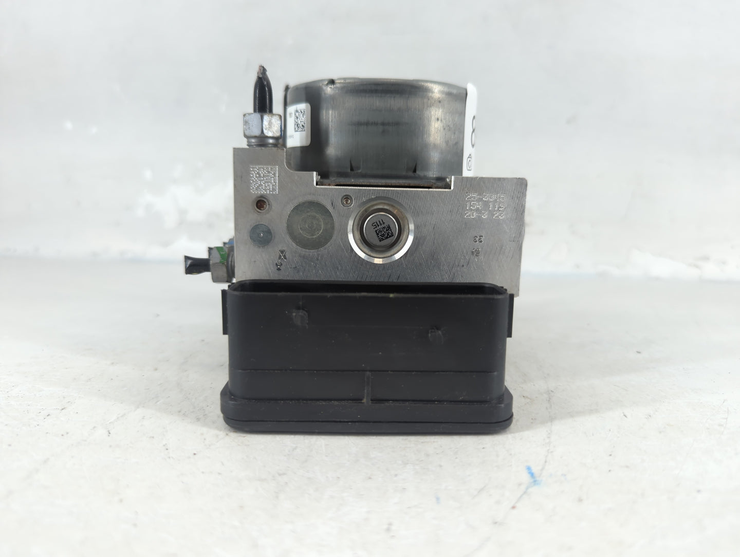 2017-2018 Lincoln Mkz ABS Pump Control Module Replacement P/N:HG9C-2B373-CG Fits Fits 2017 2018 OEM Used Auto Parts - Oemuse