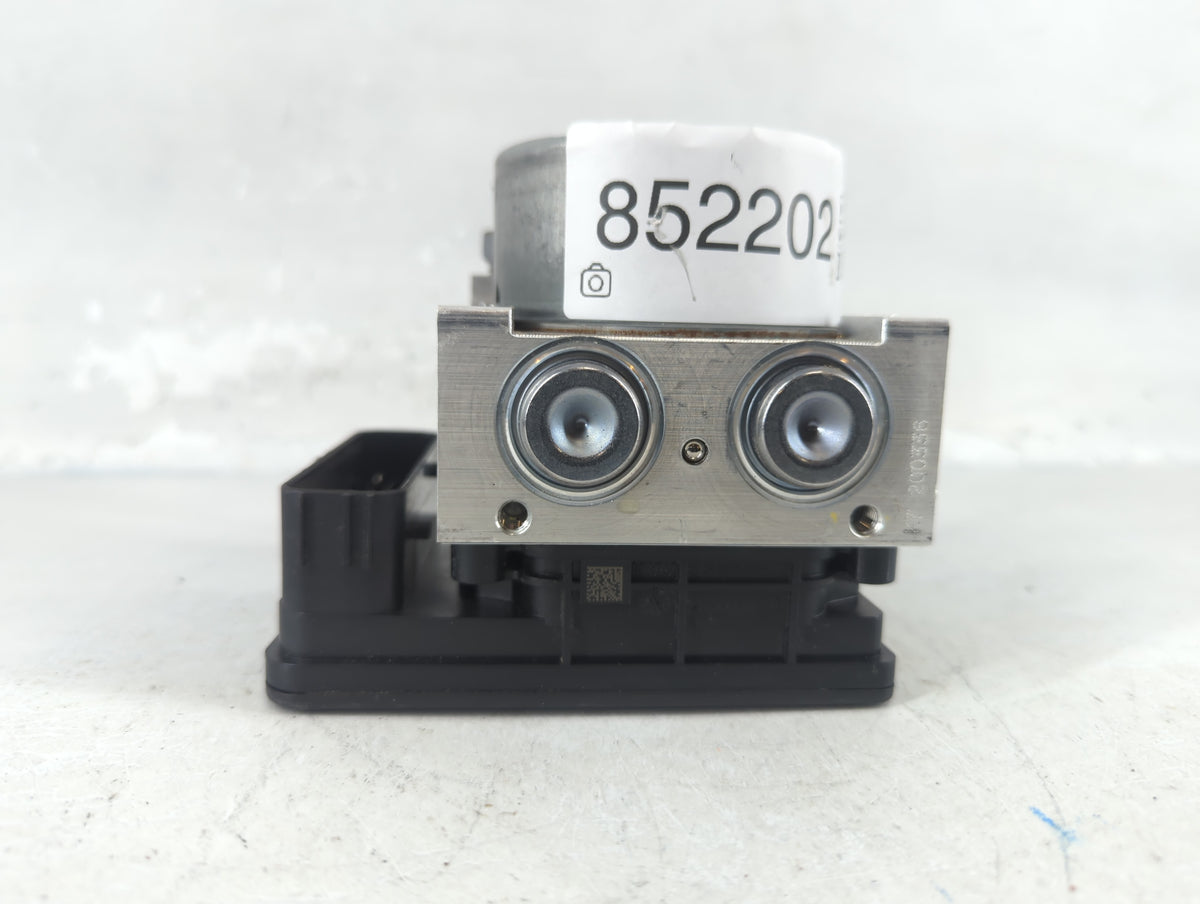 2017-2018 Lincoln Mkz Anti-Lock Brake ABS Pump Module Actuator OEM P/N:HG9C-2B373-CG Fits Fits 2017 2018 OEM Used Auto Parts