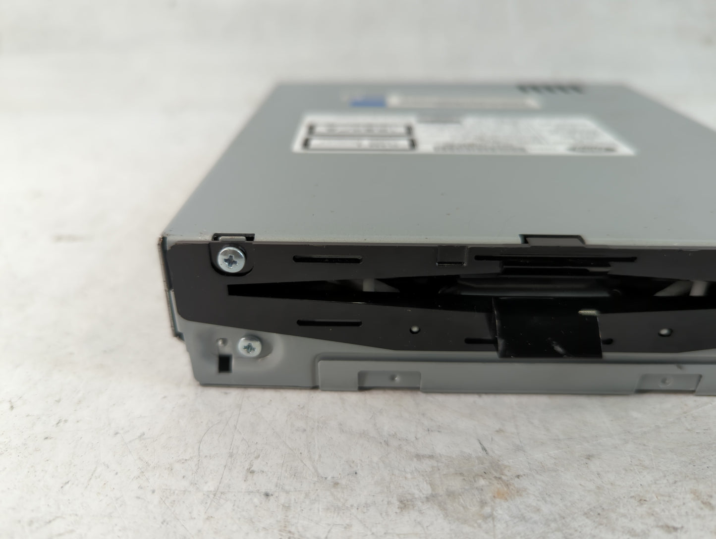 2017 Lincoln Mkz Radio AM FM Cd Player Receiver Replacement P/N:HP5T-18C830-AC Fits OEM Used Auto Parts - Oemusedautoparts1.