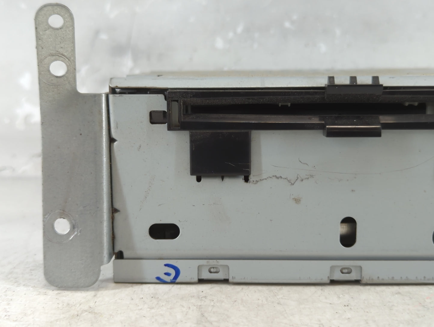 2017 Lincoln Navigator Radio AM FM Cd Player Receiver Replacement P/N:FL7T-19C107-CH Fits OEM Used Auto Parts - Oemusedautop