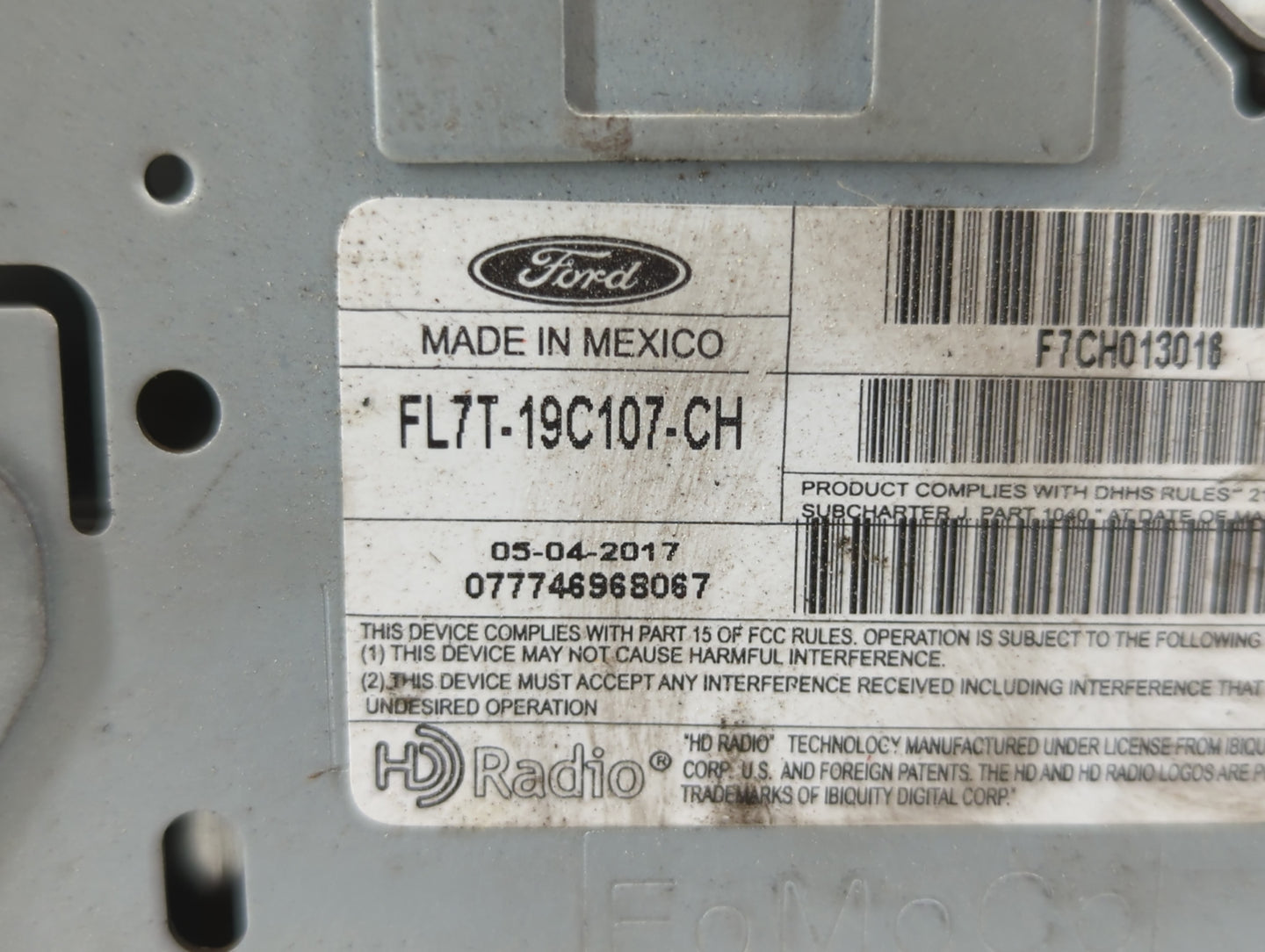 2017 Lincoln Navigator Radio AM FM Cd Player Receiver Replacement P/N:FL7T-19C107-CH Fits OEM Used Auto Parts - Oemusedautop