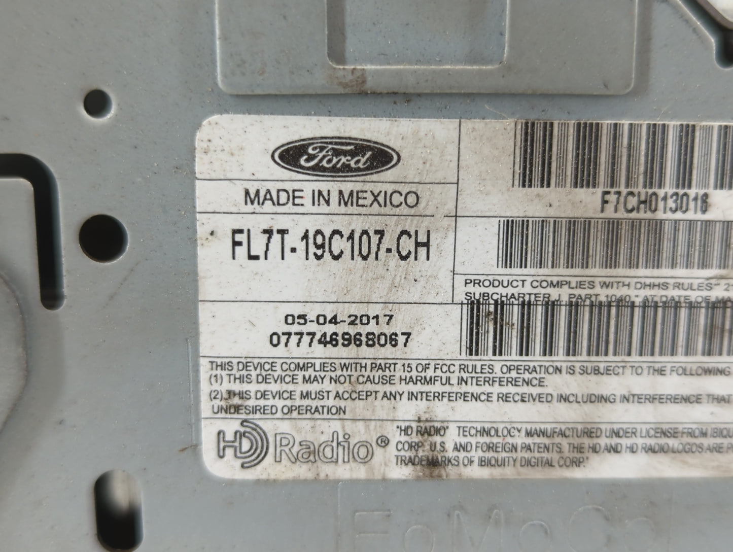 2017 Lincoln Navigator Radio AM FM Cd Player Receiver Replacement P/N:FL7T-19C107-CH Fits OEM Used Auto Parts - Oemusedautop