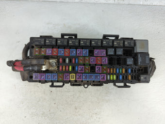 compare product 2016-2017 Lincoln Navigator Fusebox Fuse Box Panel Relay Module P/N:9L1T-14A003-BA Fits Fits 2016 2017 OEM Used Auto Parts
