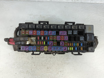 2016-2017 Lincoln Navigator Fusebox Fuse Box Panel Relay Module P/N:9L1T-14A003-BA Fits Fits 2016 2017 OEM Used Auto Parts -