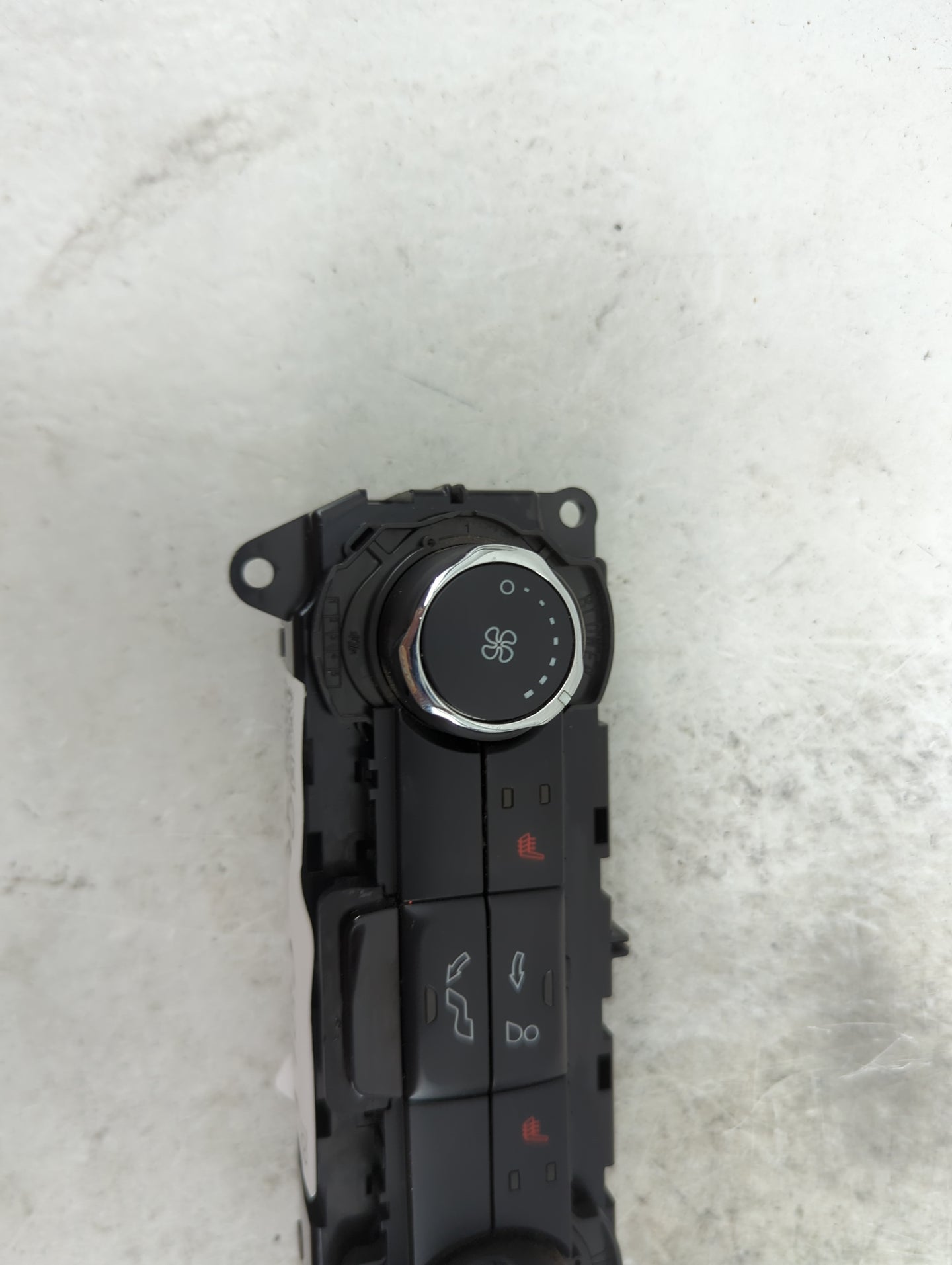 2016-2017 Lincoln Navigator Climate Control Module Temperature AC/Heater Replacement P/N:FL74-19980-AE Fits Fits 2016 2017 O