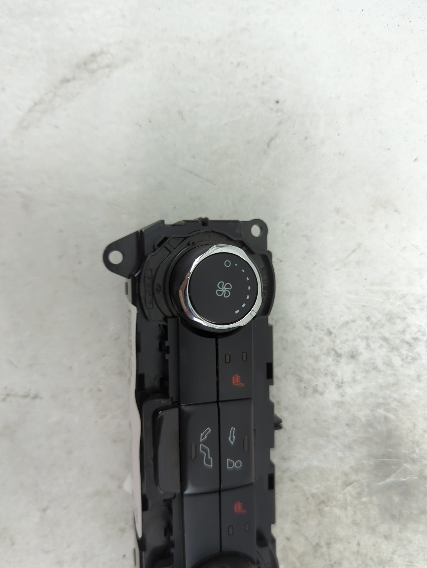 2016-2017 Lincoln Navigator Climate Control Module Temperature AC/Heater Replacement P/N:FL74-19980-AE Fits Fits 2016 2017 O
