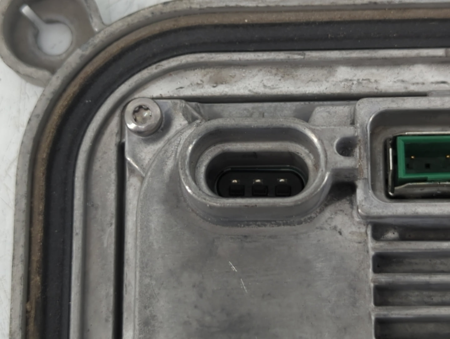 2017 Lincoln Navigator Headlight Ballast Head Light - Oemusedautoparts1.com