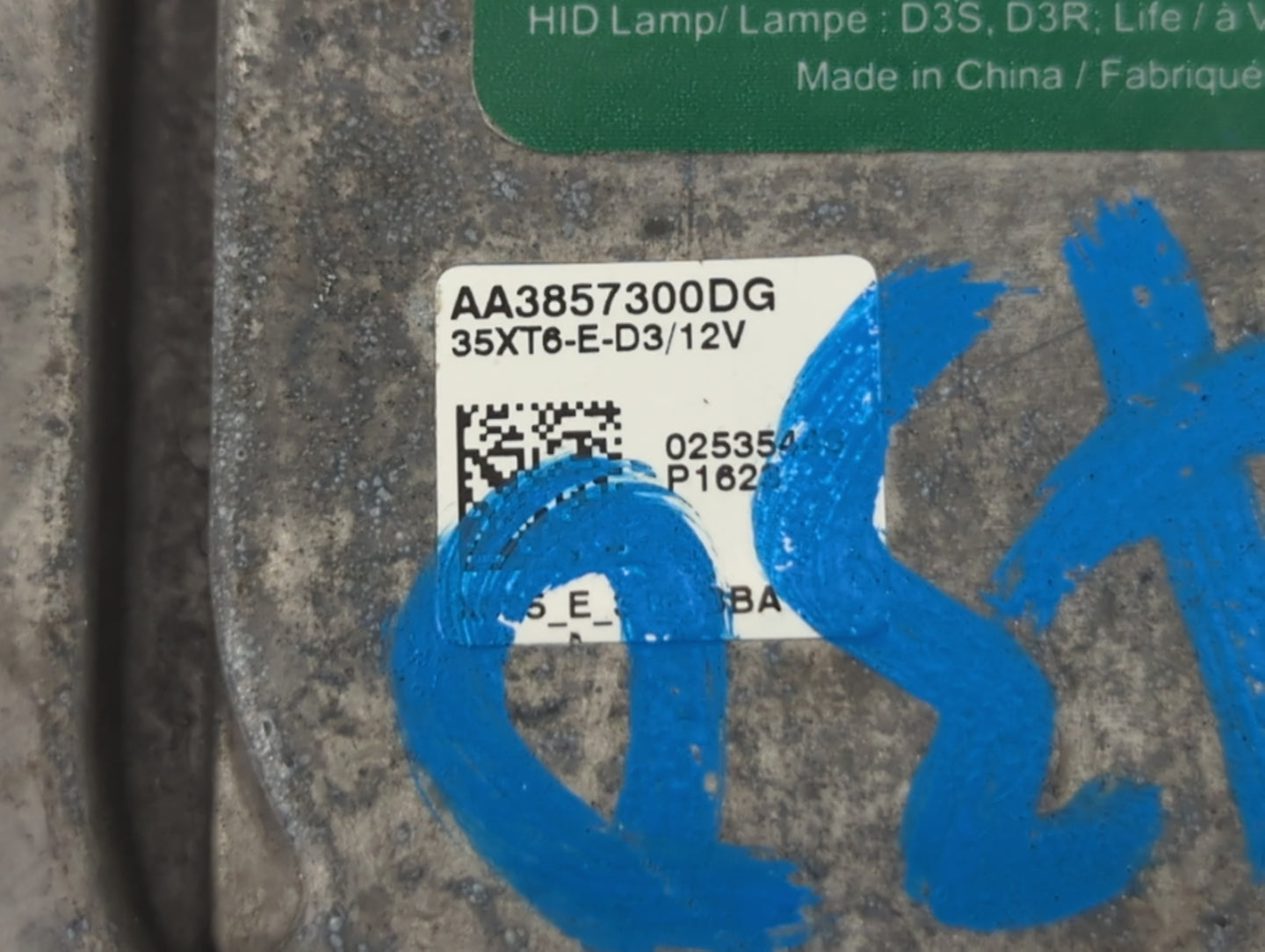 2017 Lincoln Navigator Headlight Ballast Head Light - Oemusedautoparts1.com