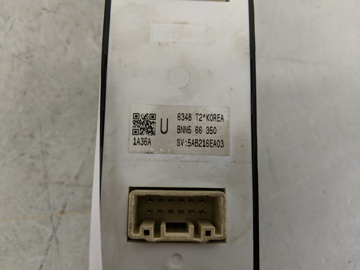 2017-2018 Mazda 3 Master Power Window Switch Replacement Driver Side Left P/N:BNN5 66 350 23318737 Fits Fits 2017 2018 OEM U