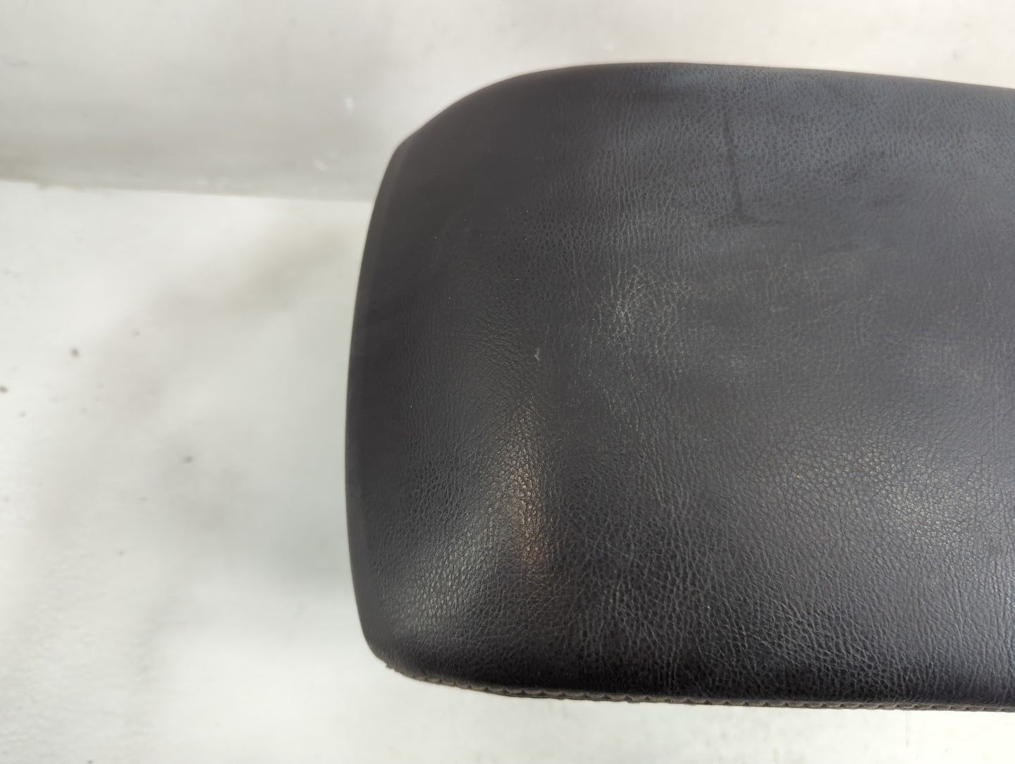 2017 Mazda 3 Center Console Armrest Cover Lid P/N:864441 Fits OEM Used Auto Parts - Oemusedautoparts1.com
