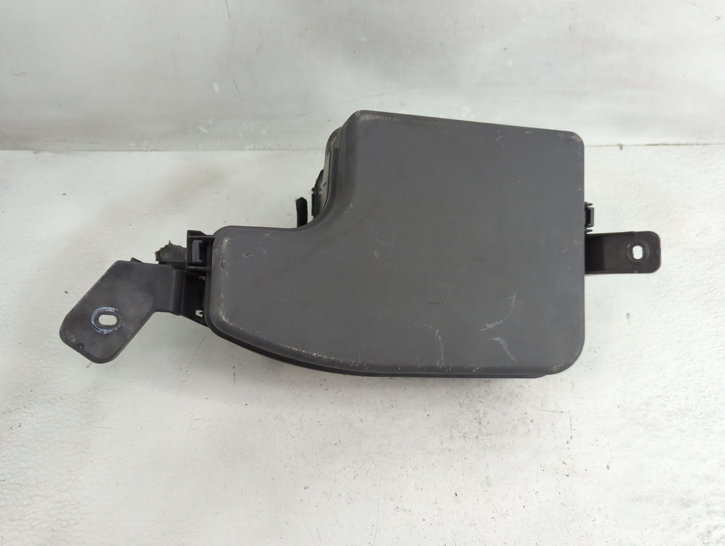 2017 Mazda 3 Fusebox Fuse Box Panel Relay Module Fits OEM Used Auto Parts - Oemusedautoparts1.com