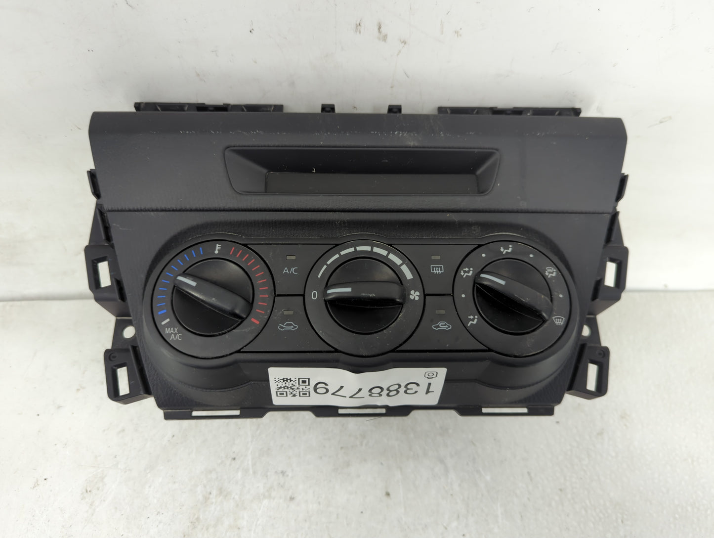 2017-2018 Mazda 3 Climate Control Module Temperature AC/Heater Replacement P/N:55 260 0001 Fits Fits 2017 2018 OEM Used Auto