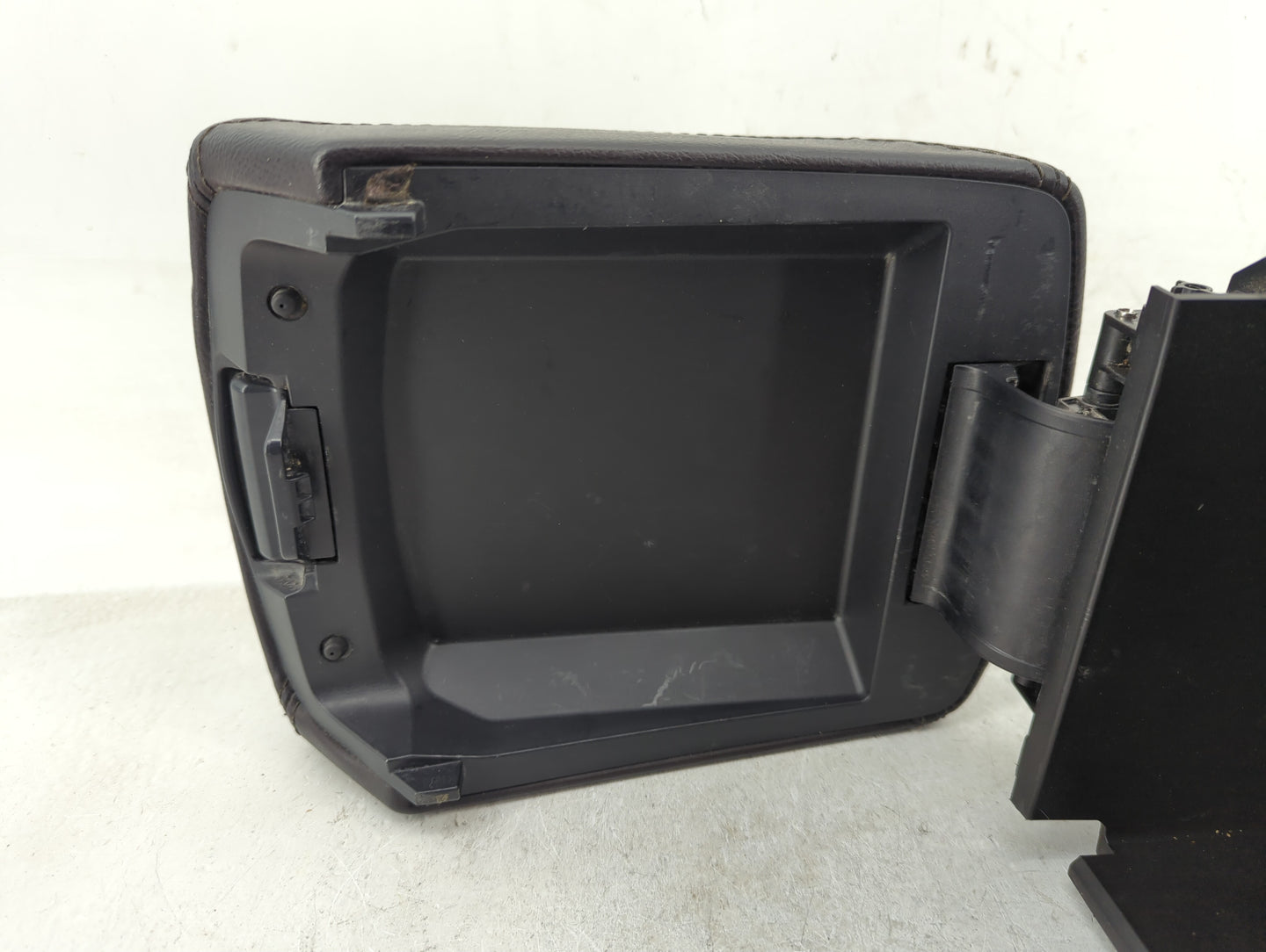 2017 Mazda 3 Center Console Armrest Cover Lid P/N:GML8644A1 Fits OEM Used Auto Parts - Oemusedautoparts1.com