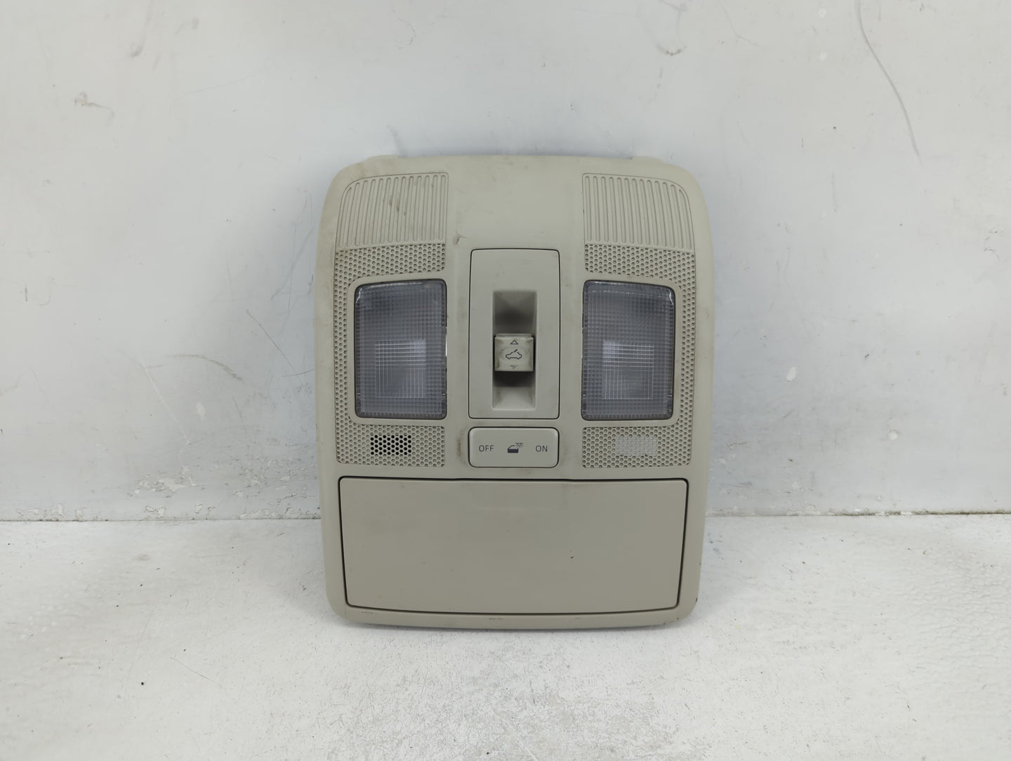 2014-2018 Mazda 3 Overhead Roof Console - Oemusedautoparts1.com