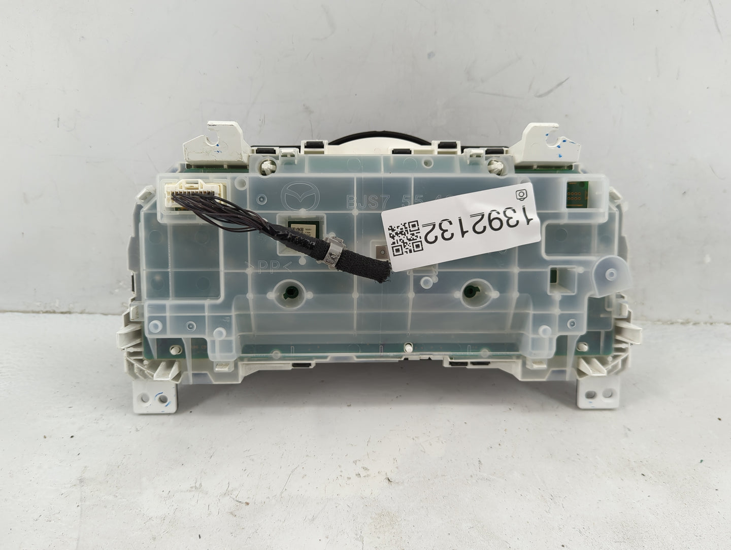 2017-2018 Mazda 3 Instrument Cluster Speedometer Gauges P/N:24BAJCD Fits Fits 2017 2018 OEM Used Auto Parts - Oemusedautopar
