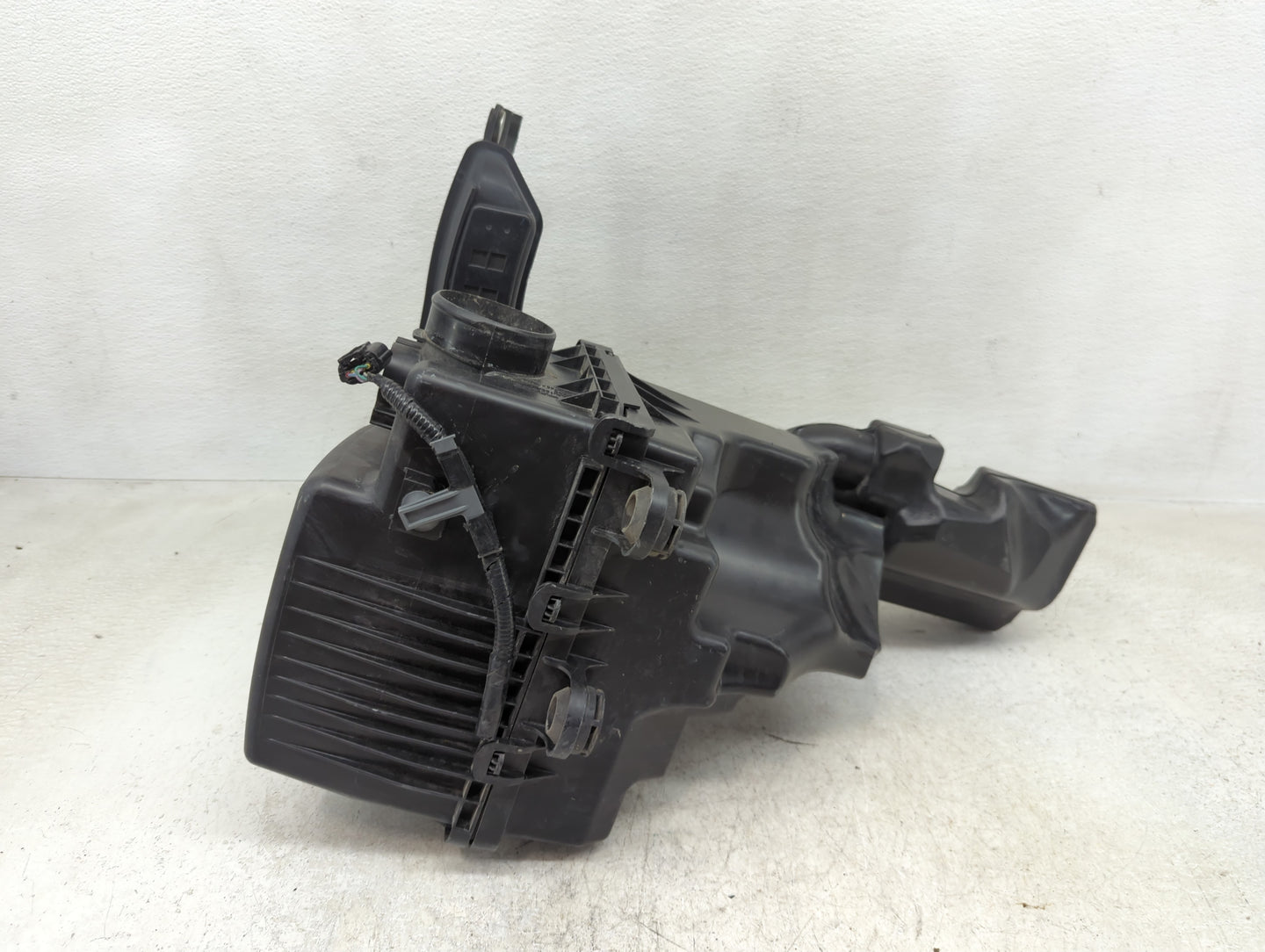 2014-2018 Mazda 3 Air Cleaner Intake-duct Hose Tube - Oemusedautoparts1.com