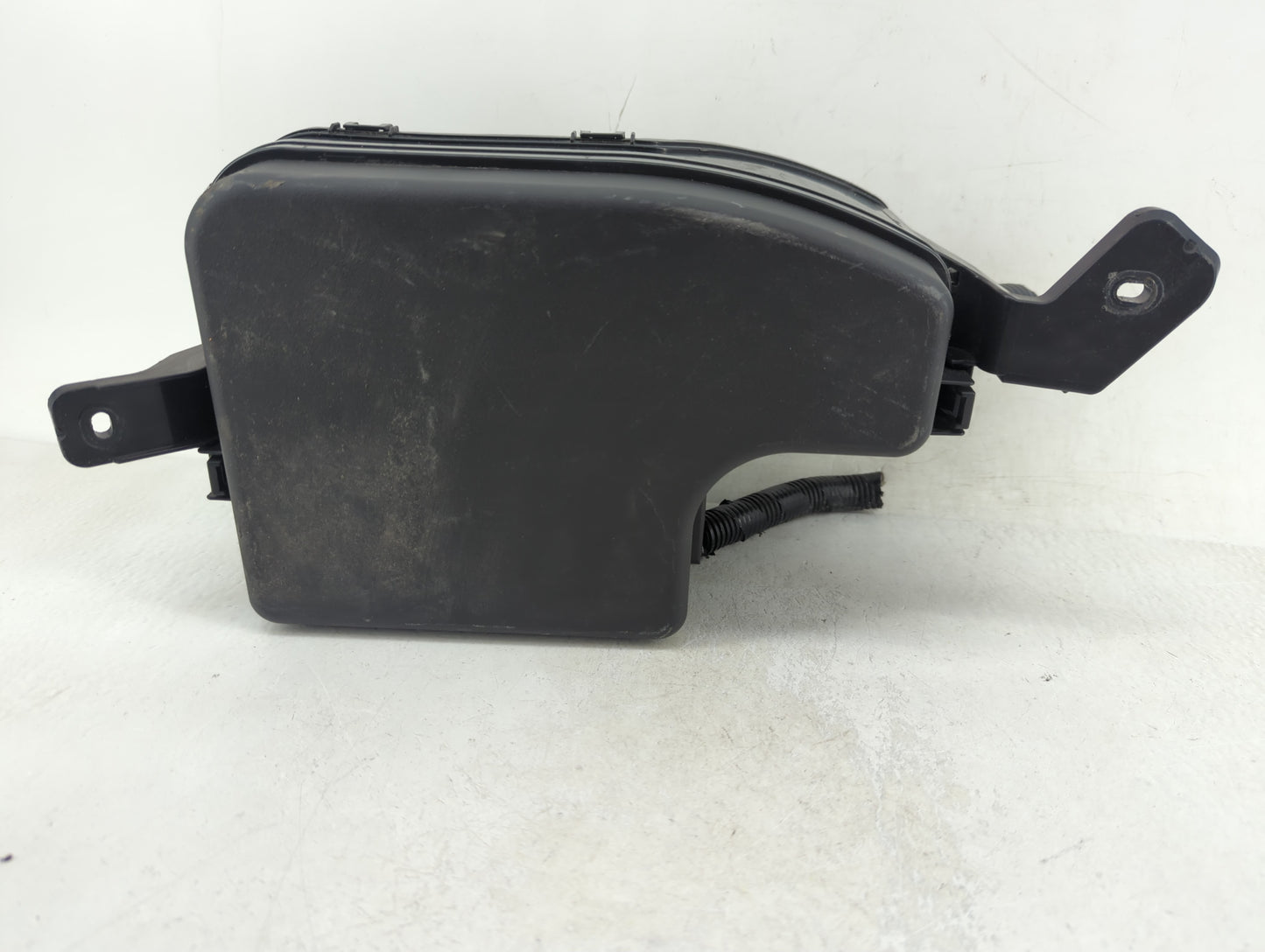 2014-2016 Mazda 3 Fusebox Fuse Box Panel Relay Module P/N:BHR1-66767 Fits Fits 2014 2015 2016 OEM Used Auto Parts - Oemuseda