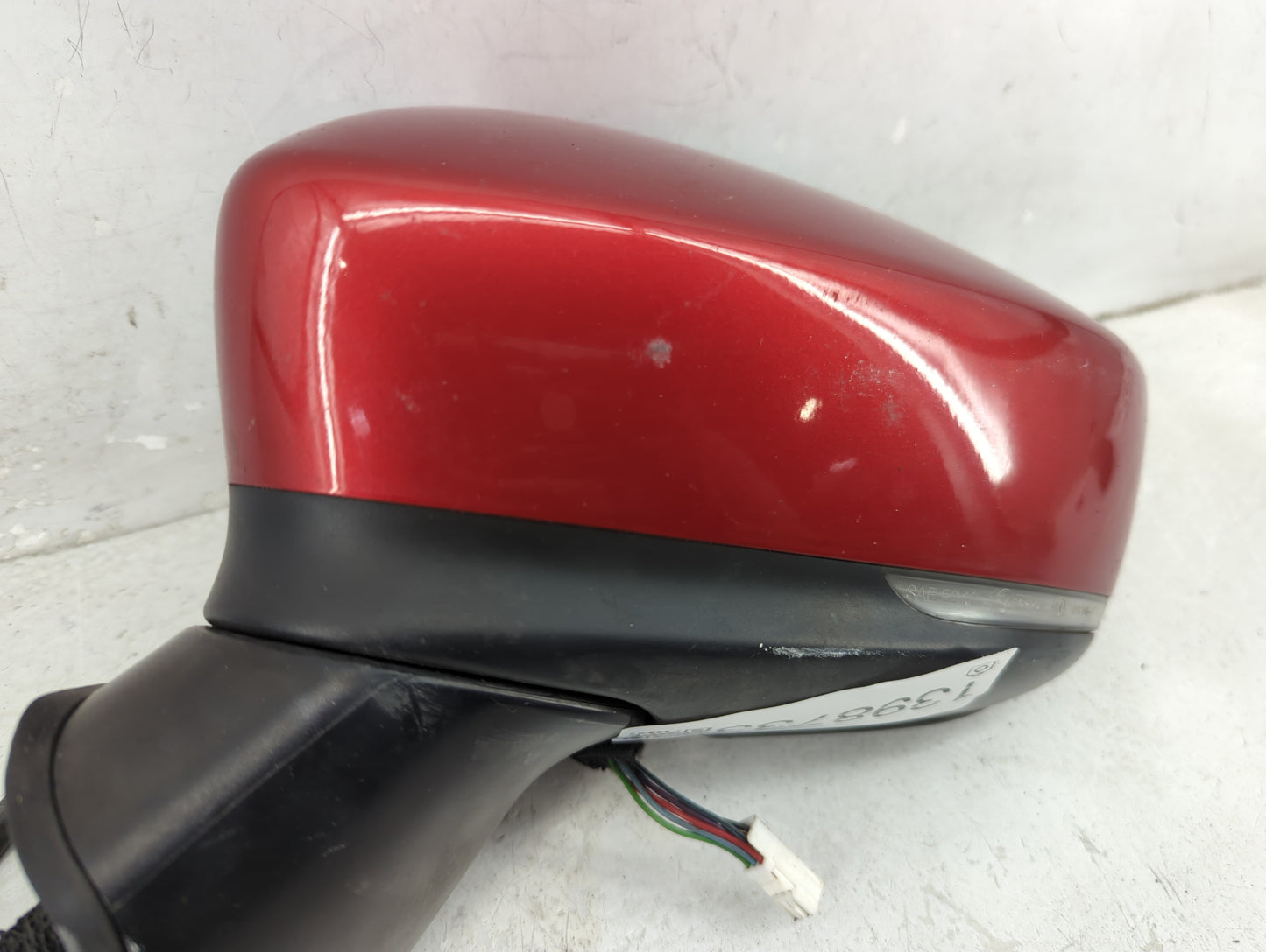 2017-2018 Mazda 3 Driver Side View Mirror - Left Door Mirror OEM Used - Oemusedautoparts1.com
