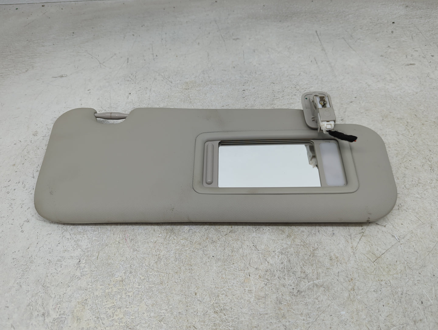 2014-2018 Mazda 3 Sun Visor Shade Replacement Passenger Right Mirror Fits Fits 2014 2015 2016 2017 2018 OEM Used Auto Parts 