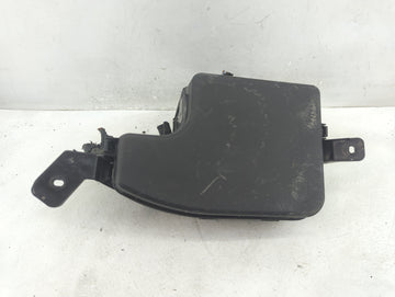 2014-2016 Mazda 3 Fusebox Fuse Box Panel Relay Module P/N:TKY2-675X0 Fits Fits 2014 2015 2016 OEM Used Auto Parts - Oemuseda