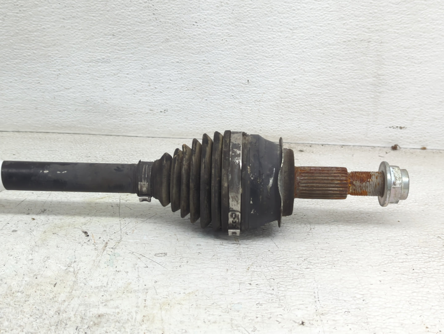 2014-2018 Mazda 3 Axle Shaft Front Passenger Cv C/v - Oemusedautoparts1.com