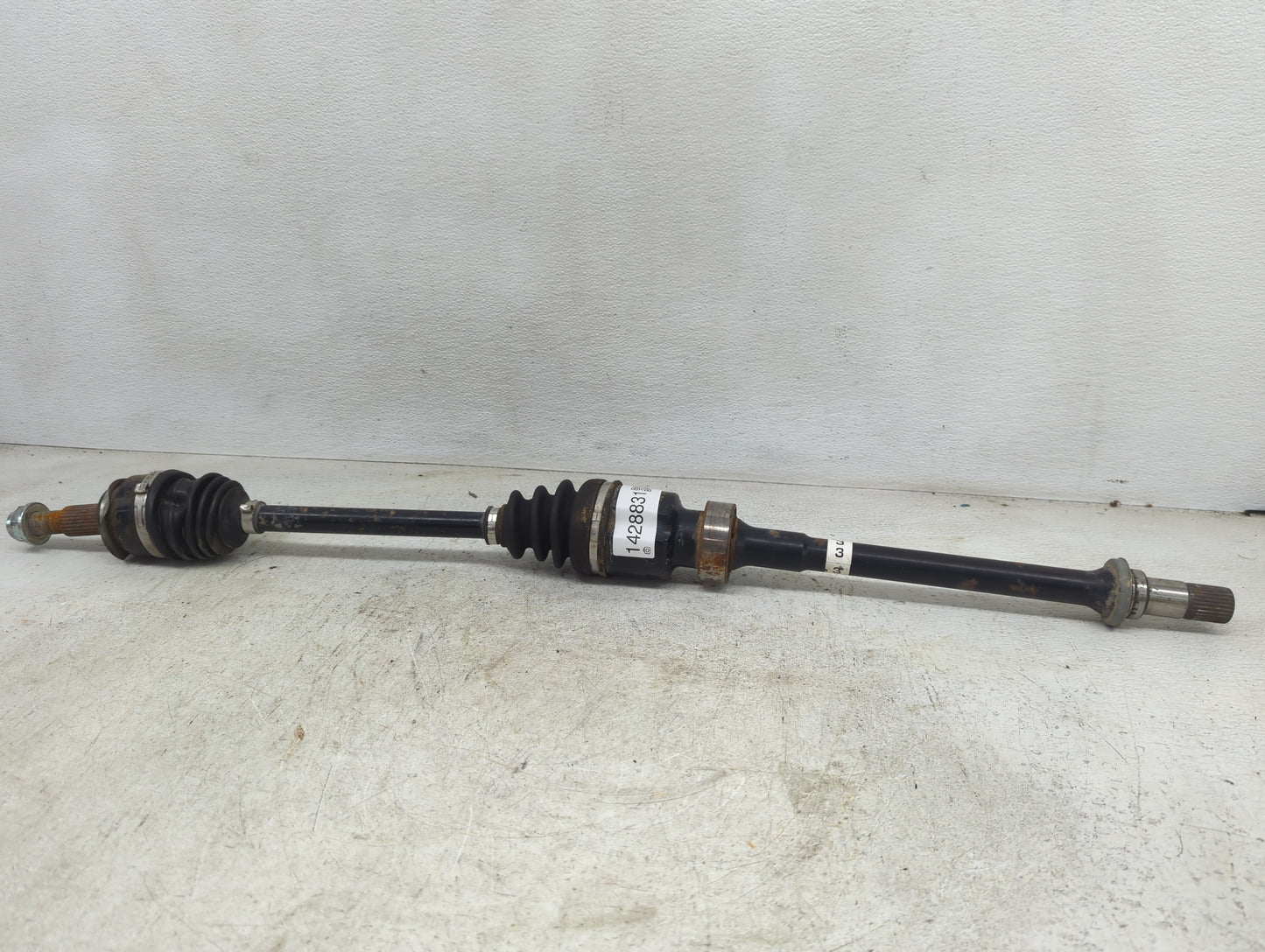 2014-2018 Mazda 3 Axle Shaft Front Passenger Cv C/v - Oemusedautoparts1.com