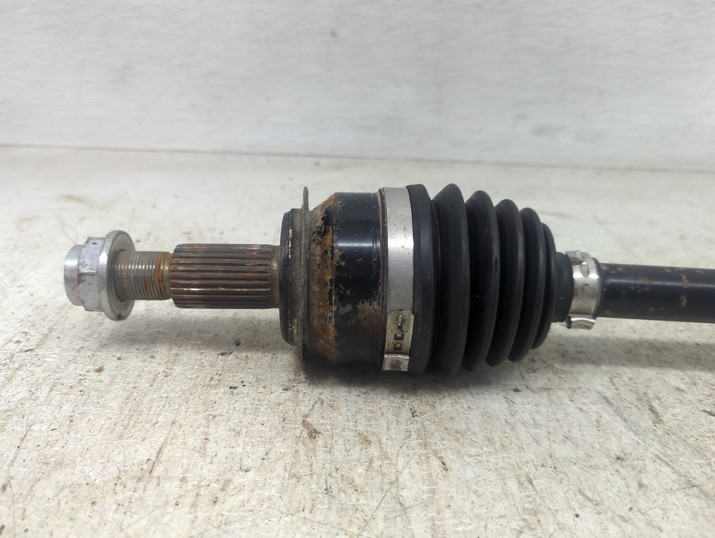 2014-2018 Mazda 3 Axle Shaft Front Driver Cv C/v - Oemusedautoparts1.com