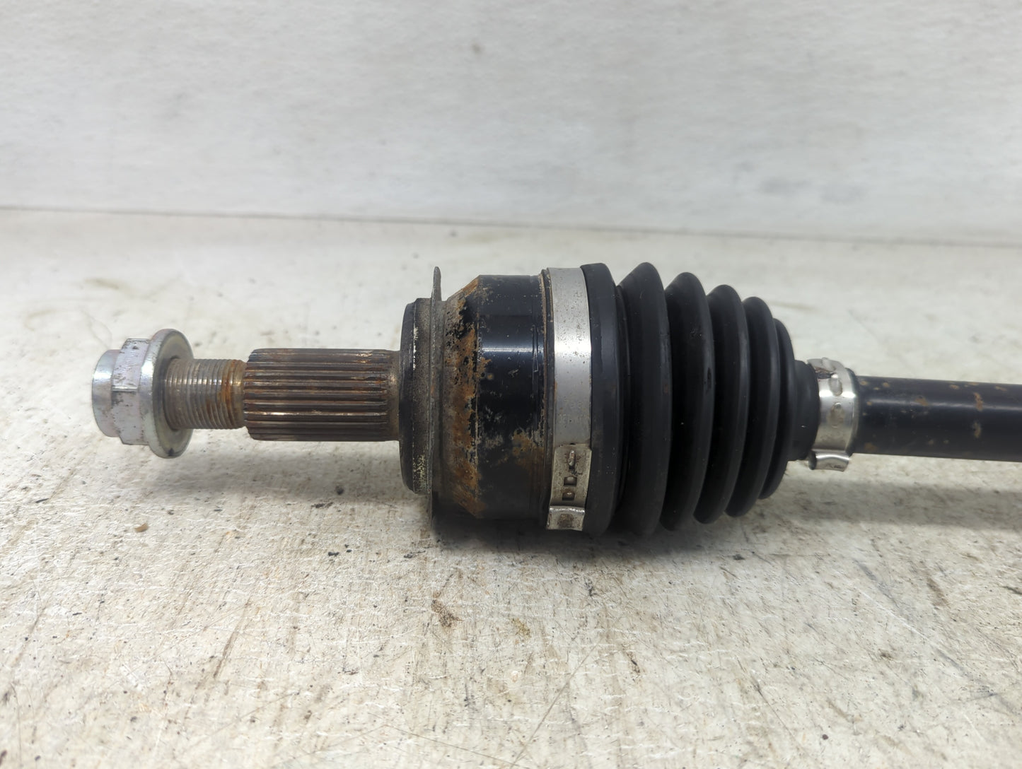 2014-2018 Mazda 3 Axle Shaft Front Driver Cv C/v - Oemusedautoparts1.com