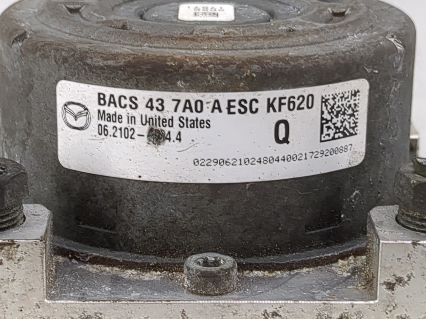 2017-2018 Mazda 3 ABS Pump Control Module Replacement P/N:BACS 43 7A0 A BACS437A0A, KF620 Fits Fits 2017 2018 OEM Used Auto 