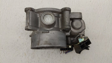 2012-2014 Mazda 3 Throttle Body P/N:152009S18 13 640 A, 640 K4238 1R24, 640 K4238 6R26, 13 640 B Fits Fits 2012 2013 2014 OEM Used Auto Parts