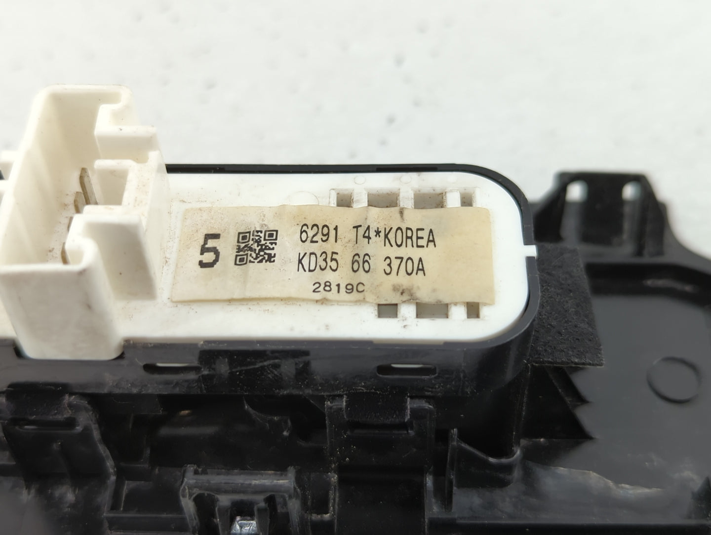 2017 Mazda 3 Passenger Right Power Window Switch Kd35 66 370a - Oemusedautoparts1.com
